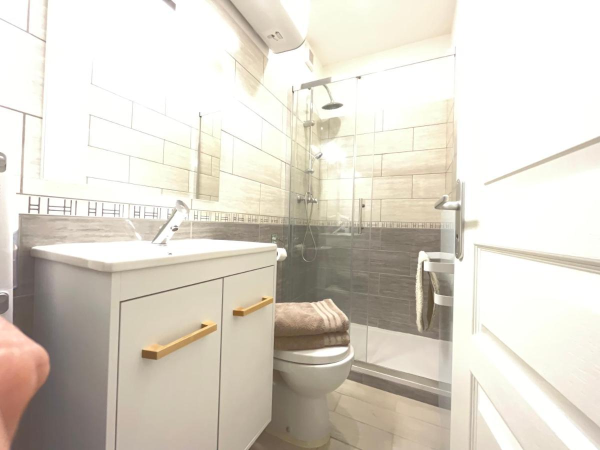 Le Montgy - Studio Tout Confort A Royat National N1 外观 照片
